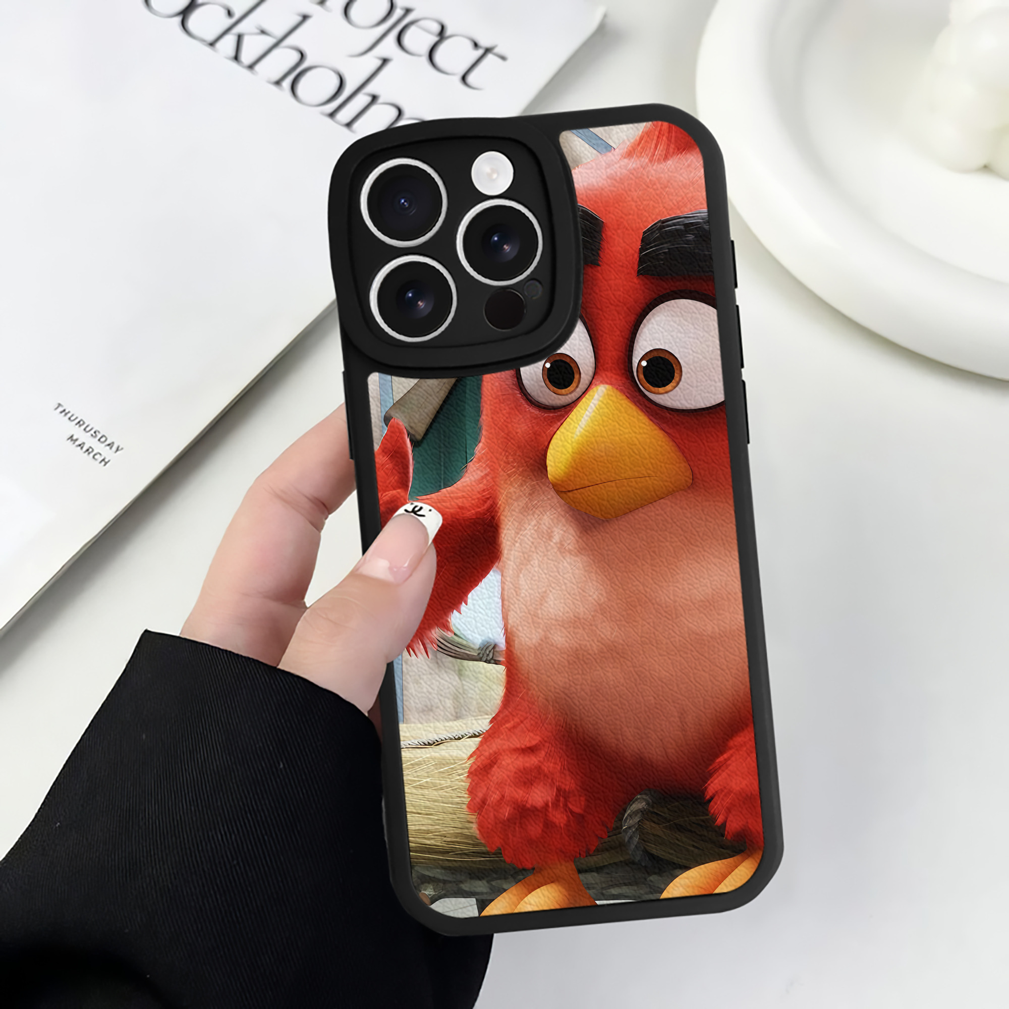 （画像用） Angry Birds アングリーバード 【iPhone 16シリーズ対応】シリコンスマホケース（レザー調） 材質：シリコン